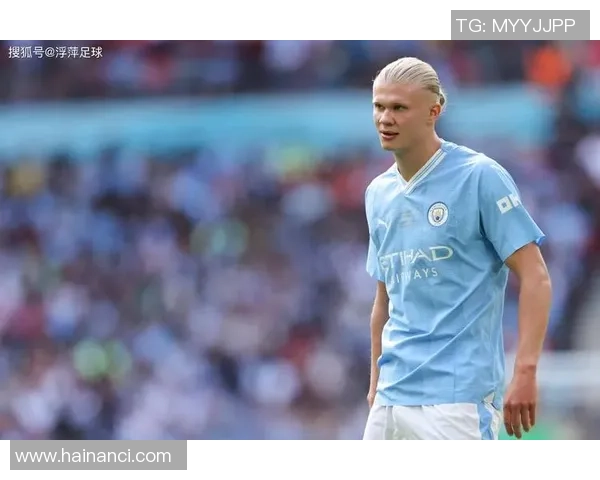 22号球星背后的传奇故事与荣耀时刻 足球场上的英雄崛起与挑战