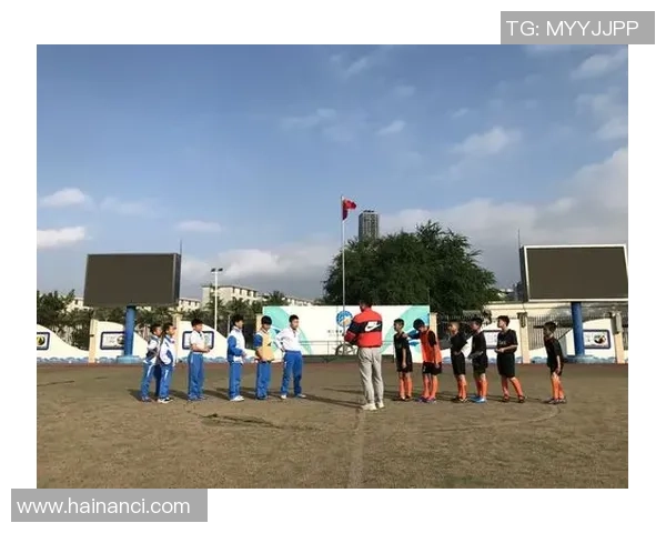 《足球梦启航挑战球星之路展现青春无限可能》