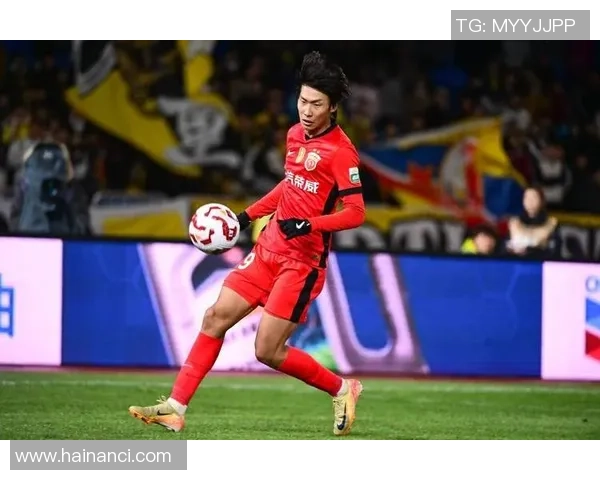 中国足球现役球星逐渐崭露头角他们能否带领中国足球崛起