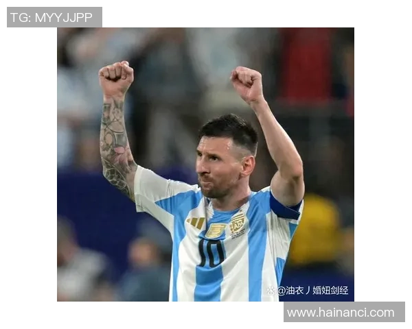 足球明星化身新手球员挑战赛场真伪身份引发热议